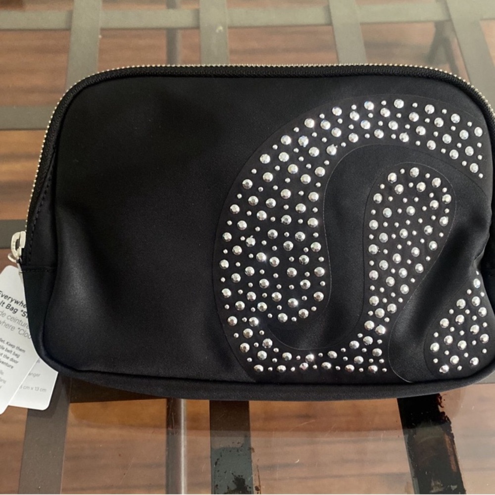 Brand new lululemon studded everyday belt bag